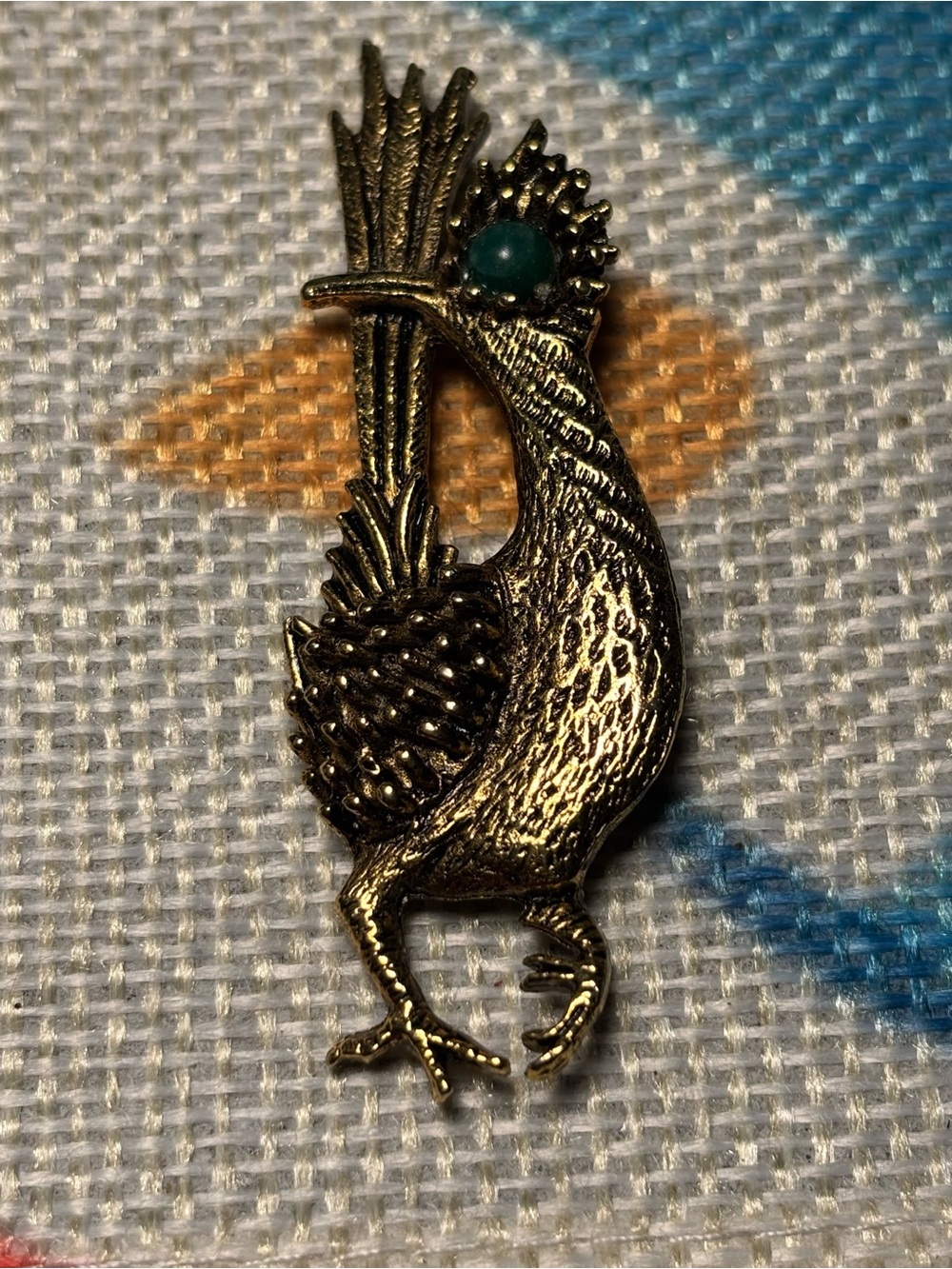 Ambassador Vintage Gold-Tone Roadrunner Brooch with Green Cabochon Eye